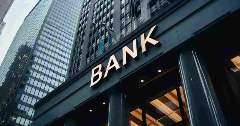 Top 5 Compliance Pitfalls Banks Face When Upgrading Digital Systems hero